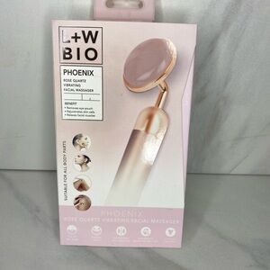 Luxe + Willow Phoenix rose quartz vibrating roller